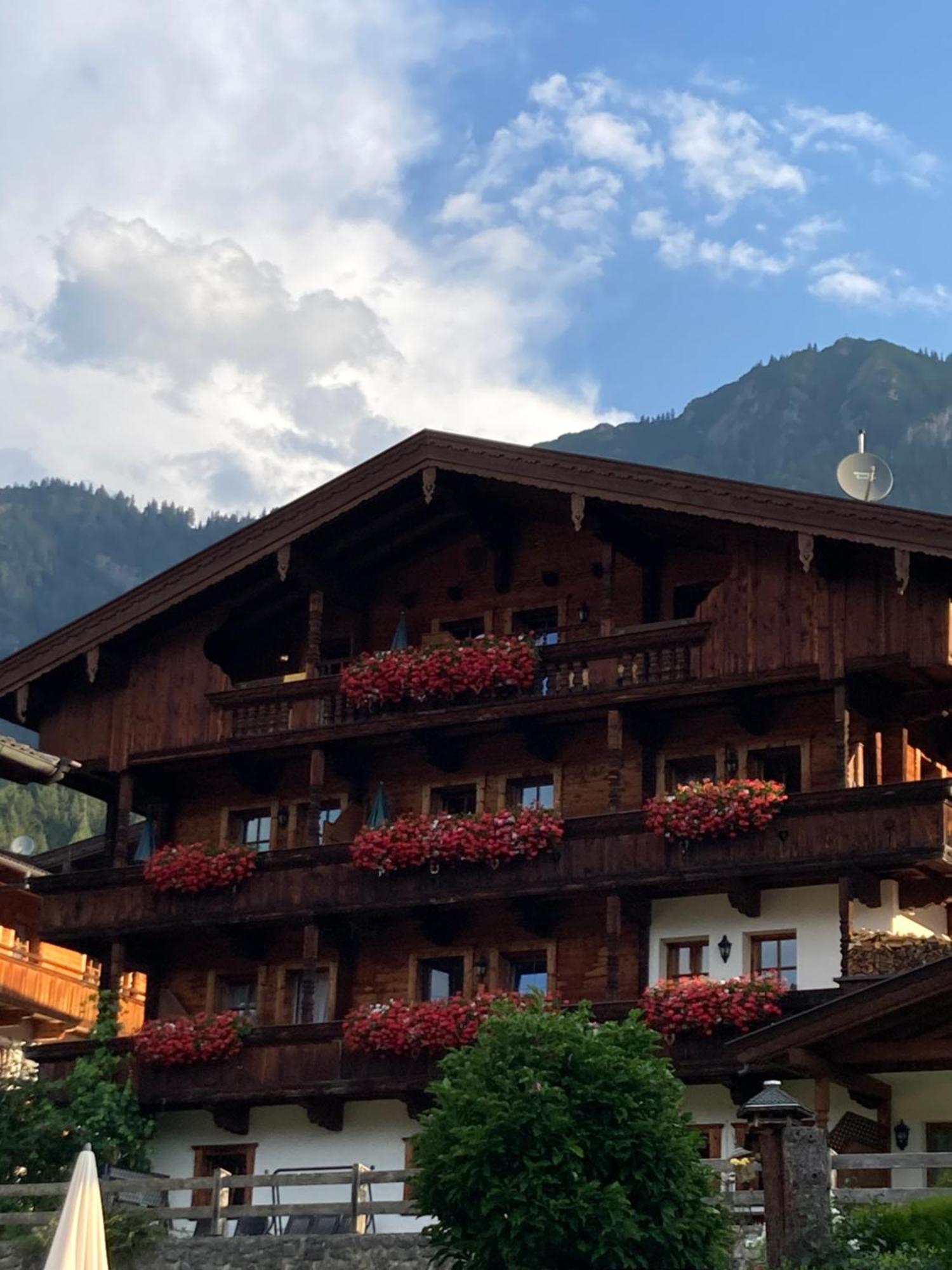 Aparthaus Hubertus Alpbach Exterior photo